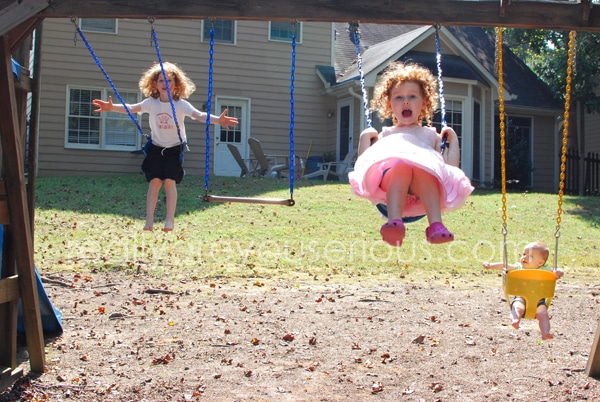 swinging sisters